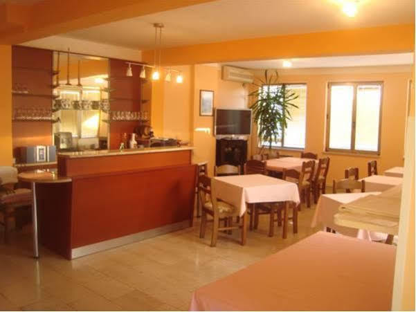 B&B Villa Ana Krk Town Exterior foto