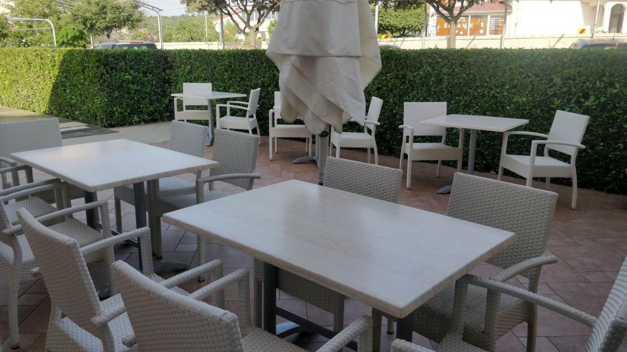 B&B Villa Ana Krk Town Exterior foto